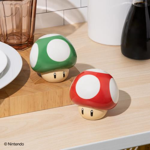 SUPER MARIO - Champignons - Set Salière et Poivrière ✨
