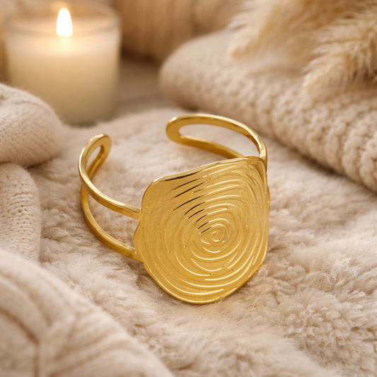 ✨ Bague réglable en acier inoxydable – Élégance naturelle dorée