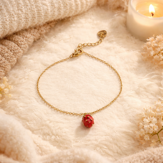 Bracelet chaîne dorée pendentif fraise 🍓